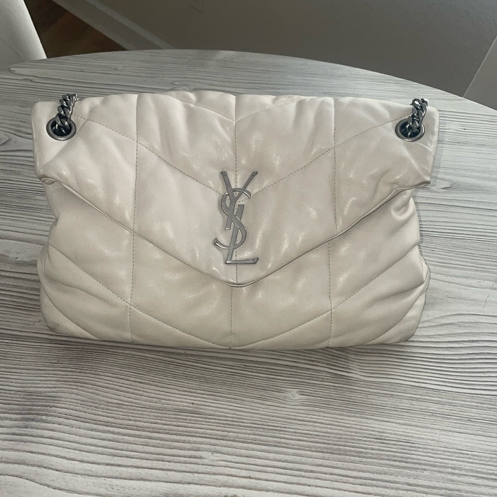 Medium Lou Leather Puffer Bag- Blanc Vintage